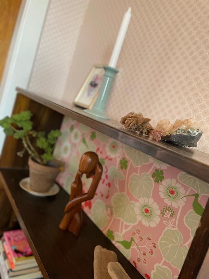 Апартаменты Retro Bolig - Fyldt Med Hygge! Ingen Luksus Kolind Экстерьер фото